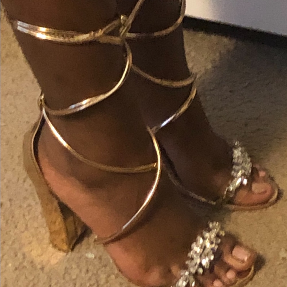 Formal shoes